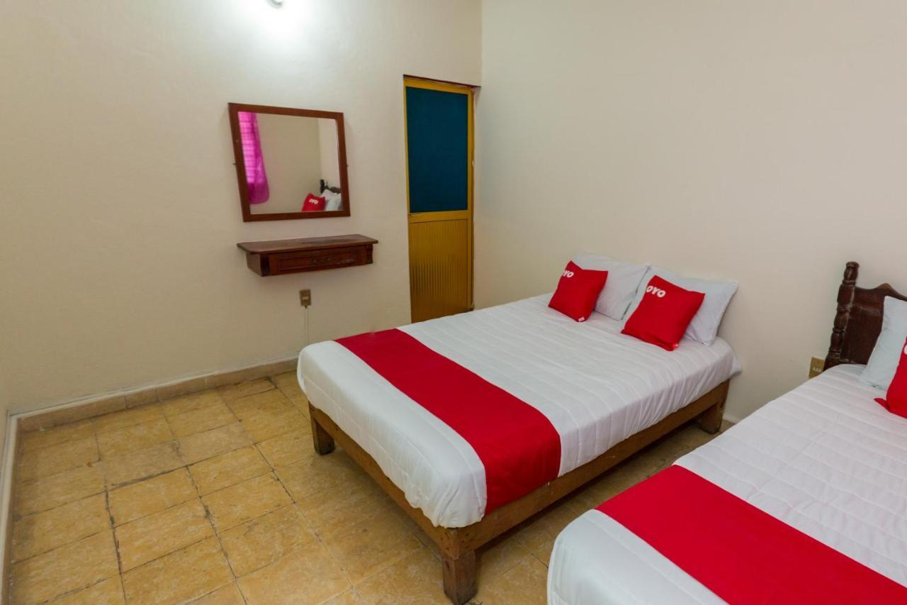 Oyo Hotel Rubi Ζιουατανέχο Εξωτερικό φωτογραφία